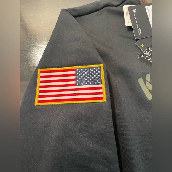 Nike men’s Kentucky wildcat camo sweatshirt. I have two of them small and medium - Picture 5 of 5